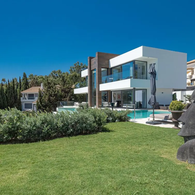 Venta de villa independiente en Manilva