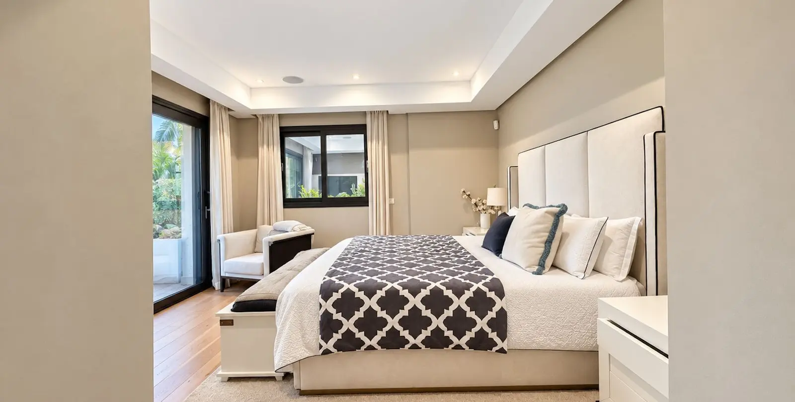 Venta de villa independiente en The Golden Mile 13