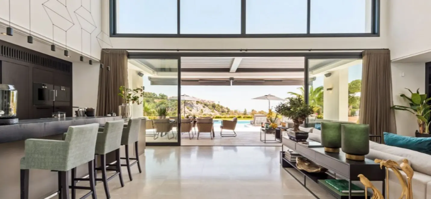 Venta de villa independiente en Los Almendros 2