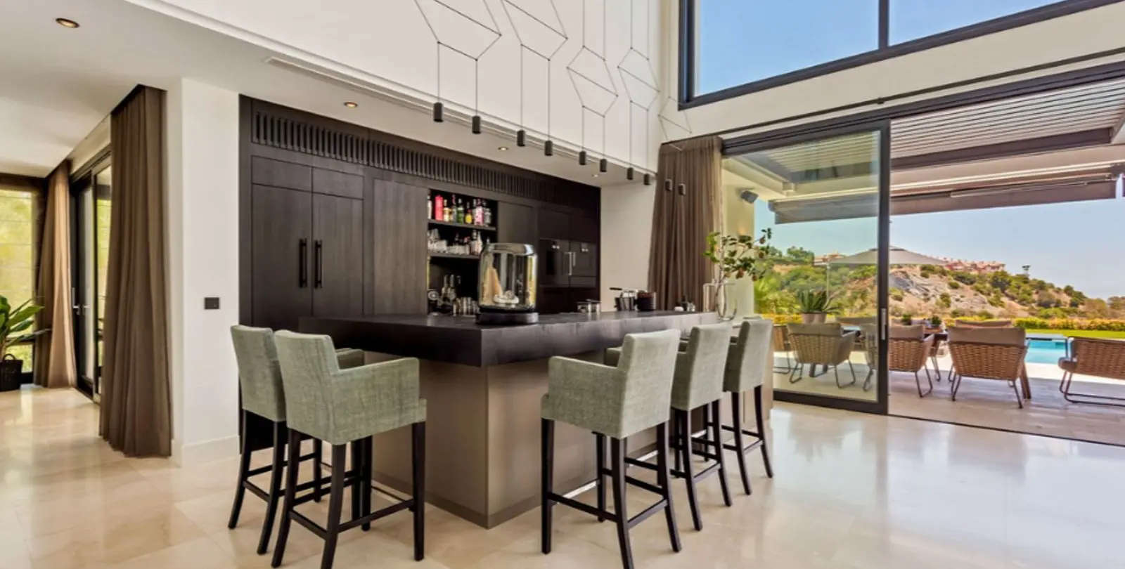 Venta de villa independiente en Los Almendros 4