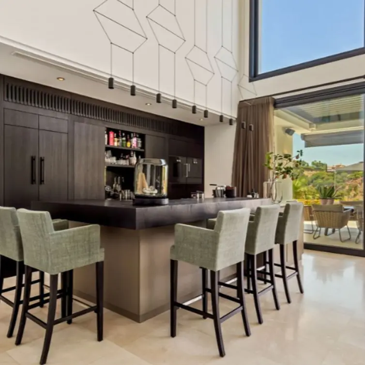 Venta de villa independiente en Los Almendros