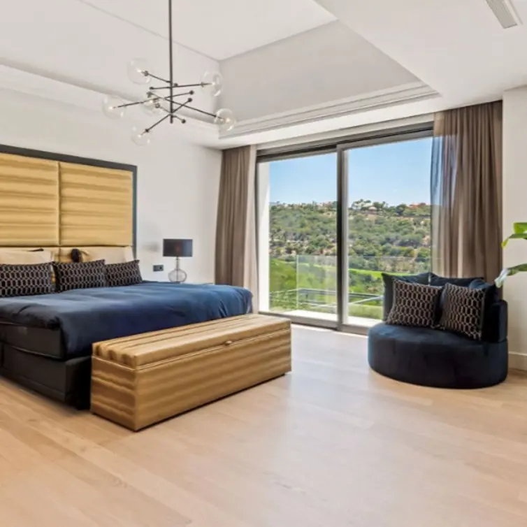 Venta de villa independiente en Los Almendros