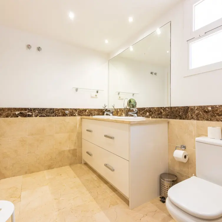 Sale of penthouse in Calahonda
