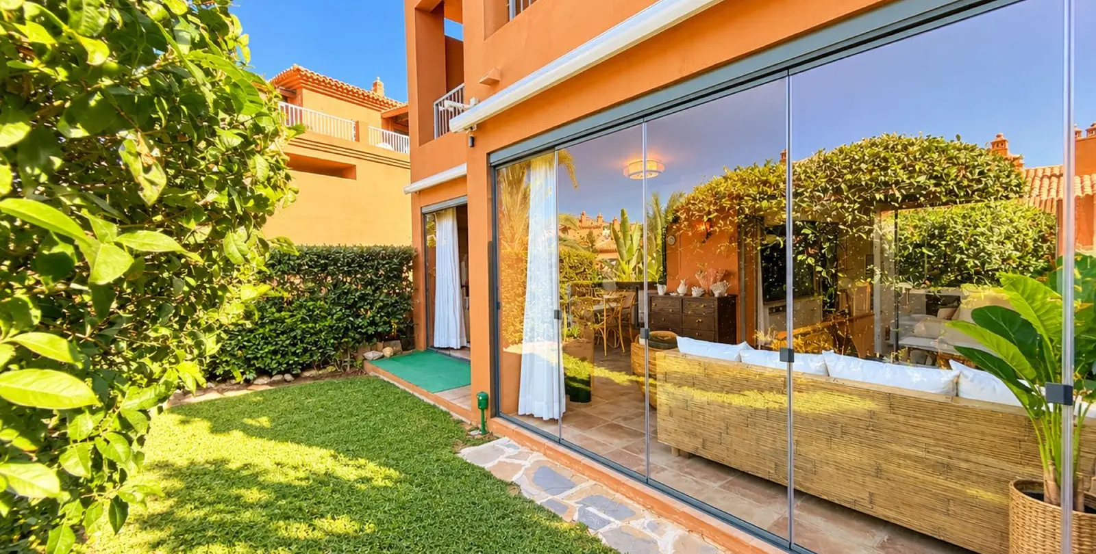 Venta de apartamento en planta baja en Atalaya 9
