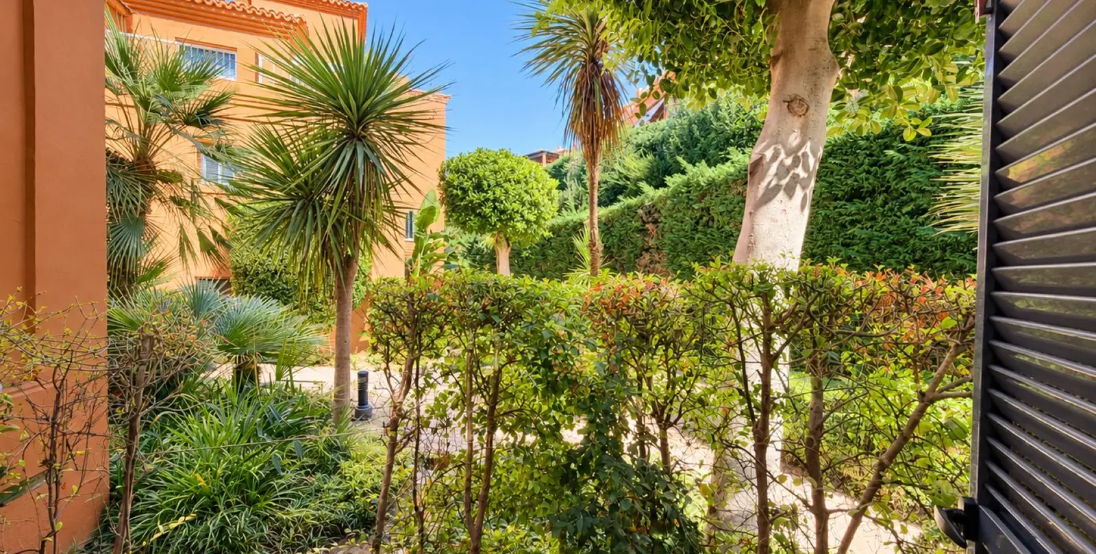 Venta de apartamento en planta baja en Atalaya 43