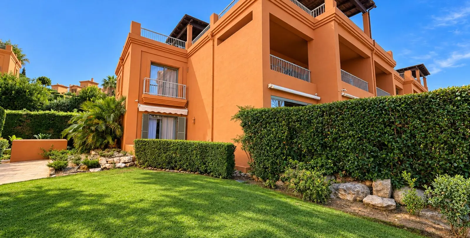Venta de apartamento en planta baja en Atalaya 52
