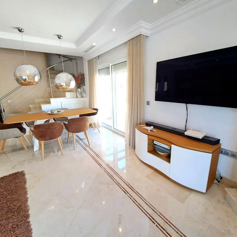 Venta de ático dúplex en Nueva Andalucía