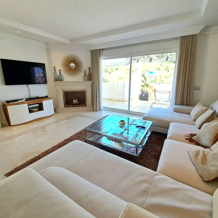 Venta de ático dúplex en Nueva Andalucía