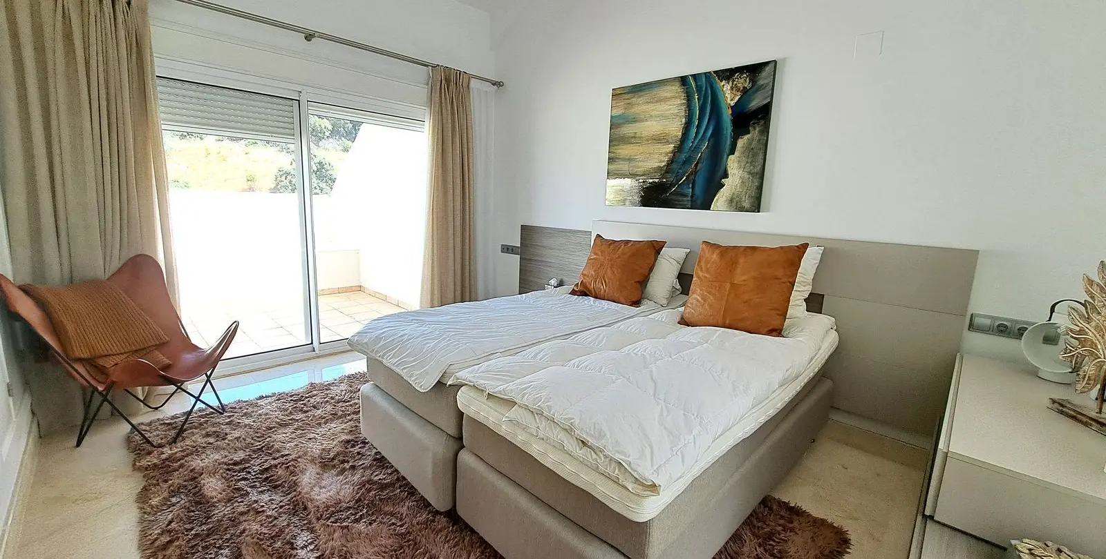 Venta de ático dúplex en Nueva Andalucía 18