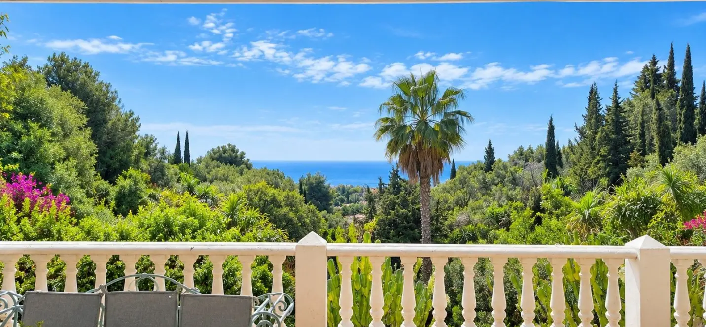 Venta de villa independiente en Mijas 1