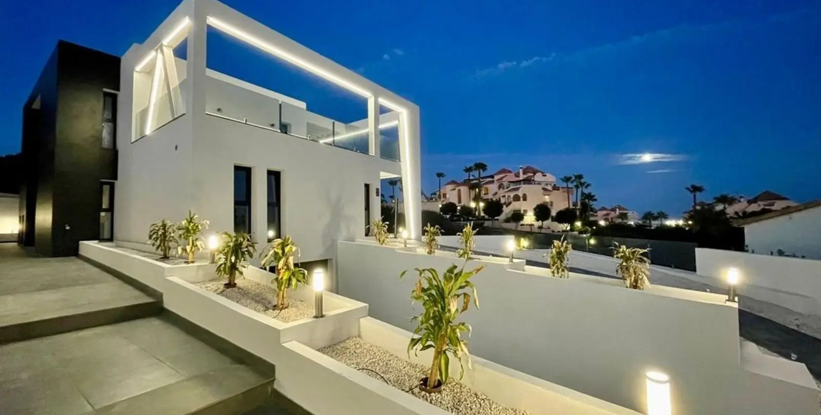 Venta de villa independiente en El Faro 2