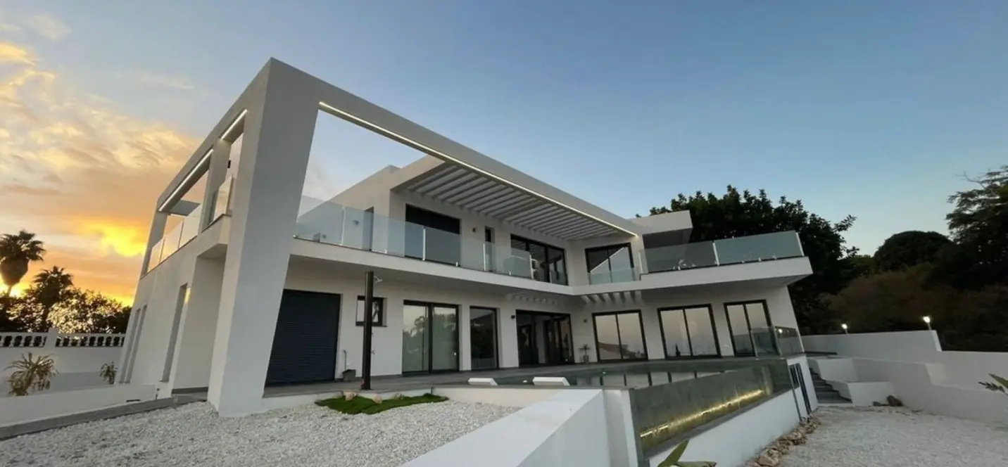 Venta de villa independiente en El Faro 2
