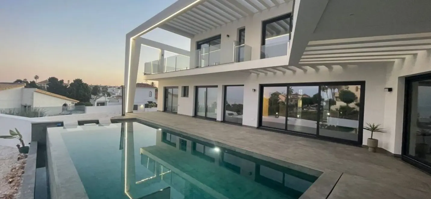 Venta de villa independiente en El Faro 3