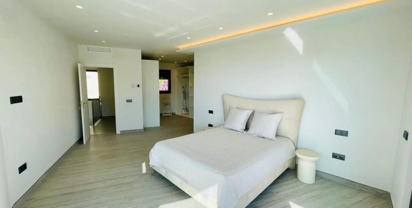 Venta de villa independiente en El Faro 11