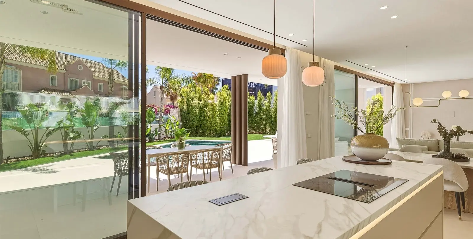 Venta de villa independiente en Puerto Banús 8
