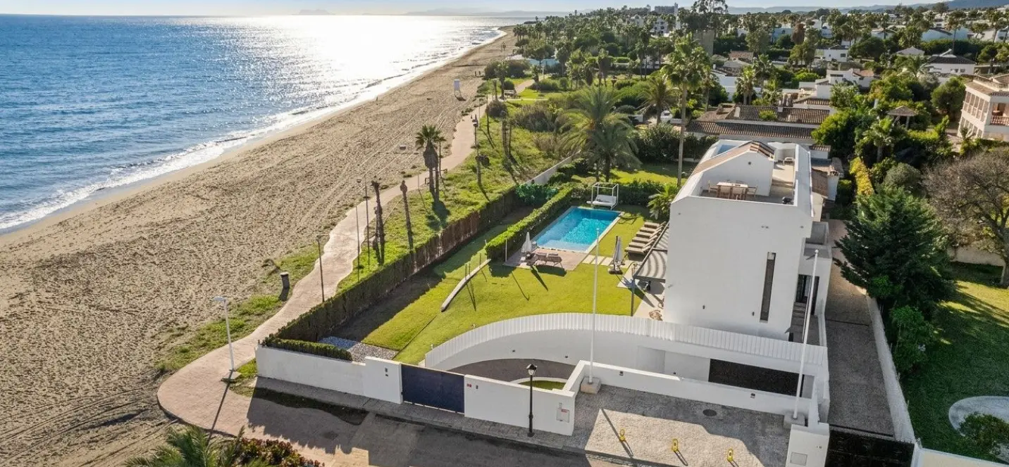 Venta de villa independiente en New Golden Mile 0
