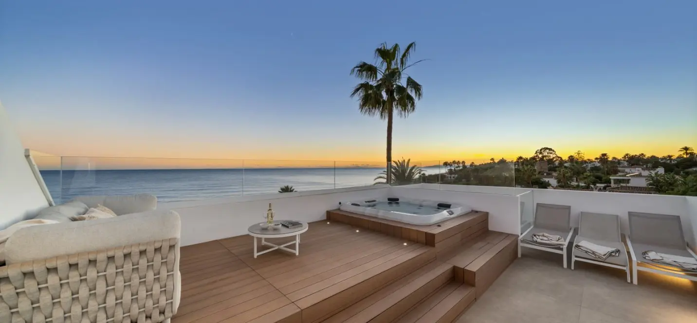 Venta de villa independiente en New Golden Mile 1