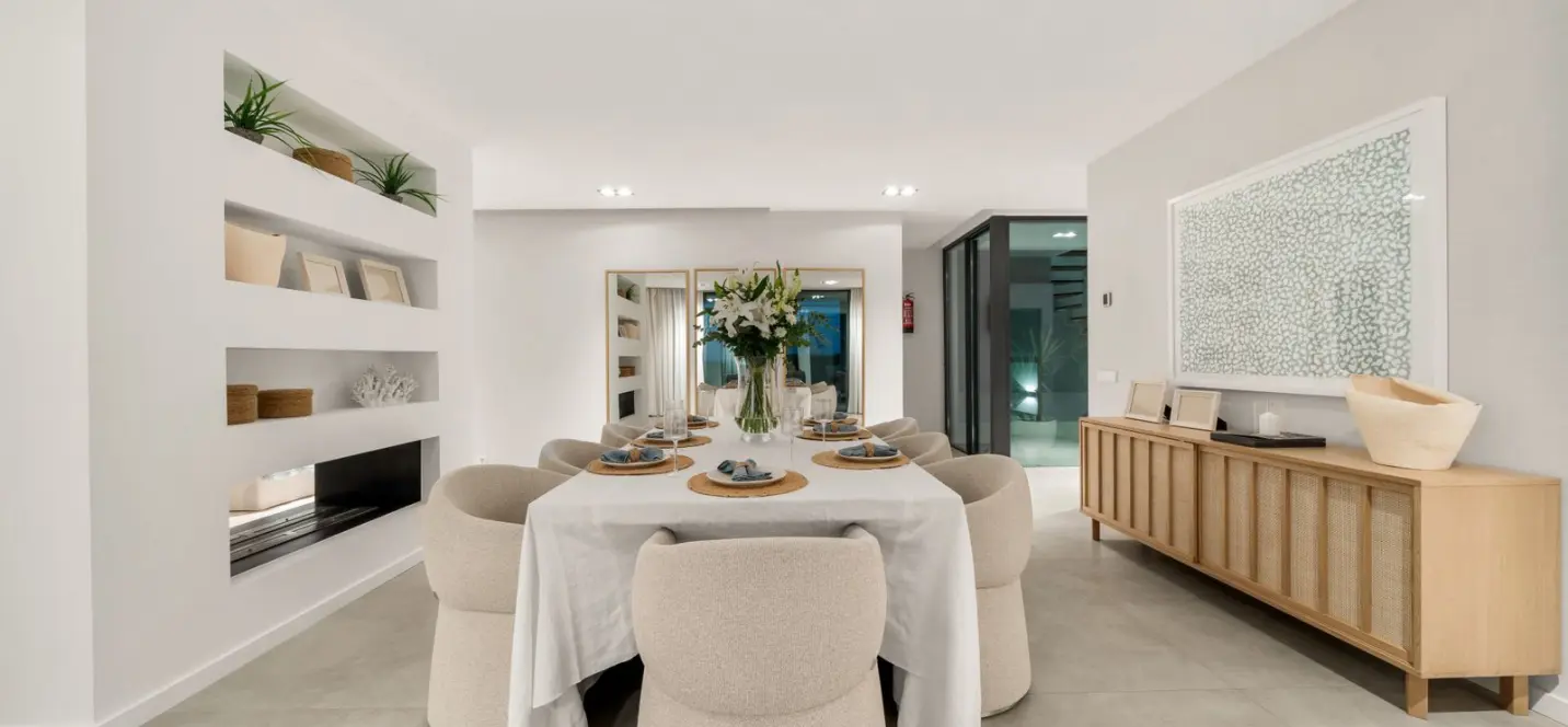 Venta de villa independiente en New Golden Mile 4