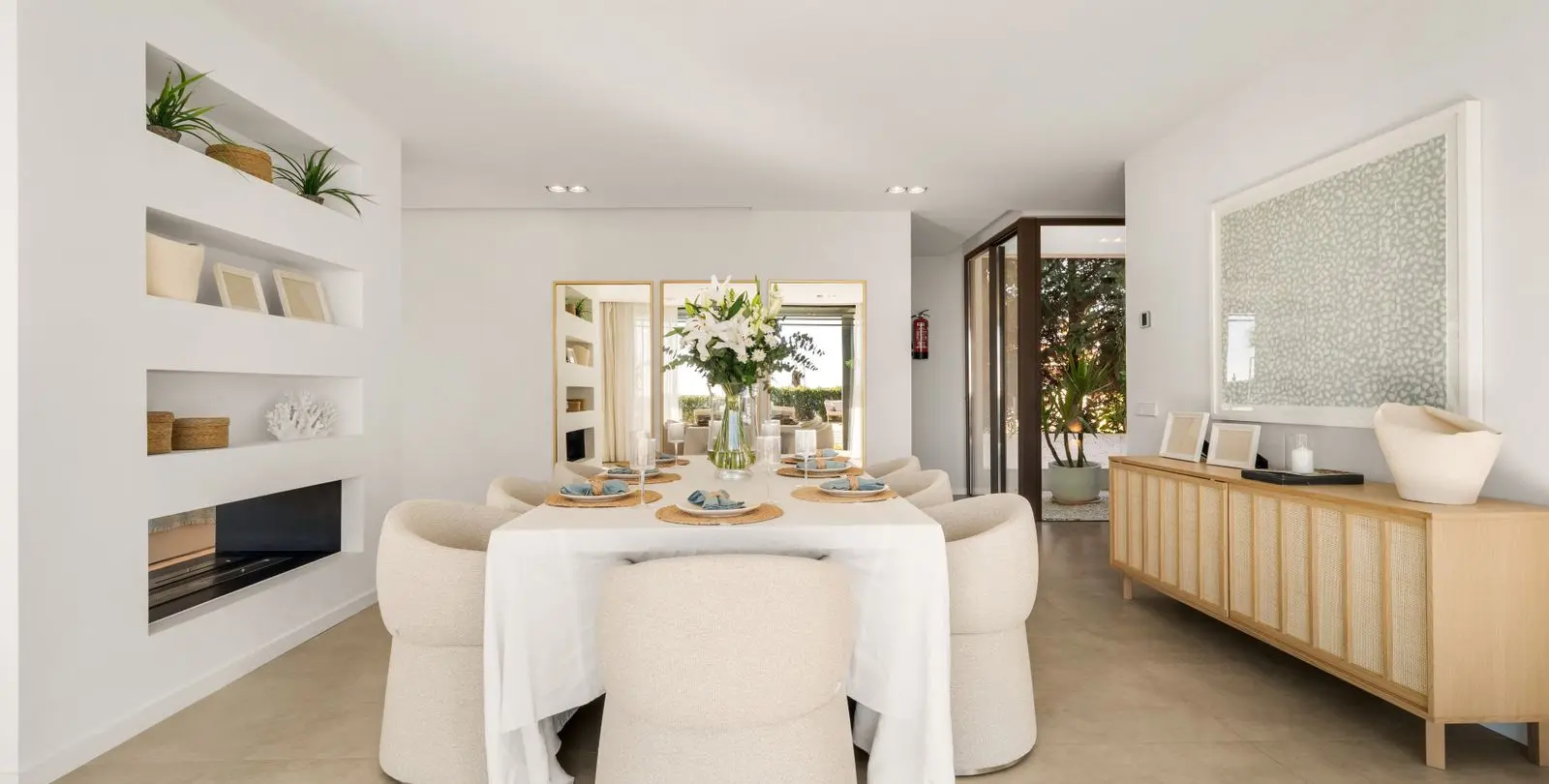 Venta de villa independiente en New Golden Mile 29