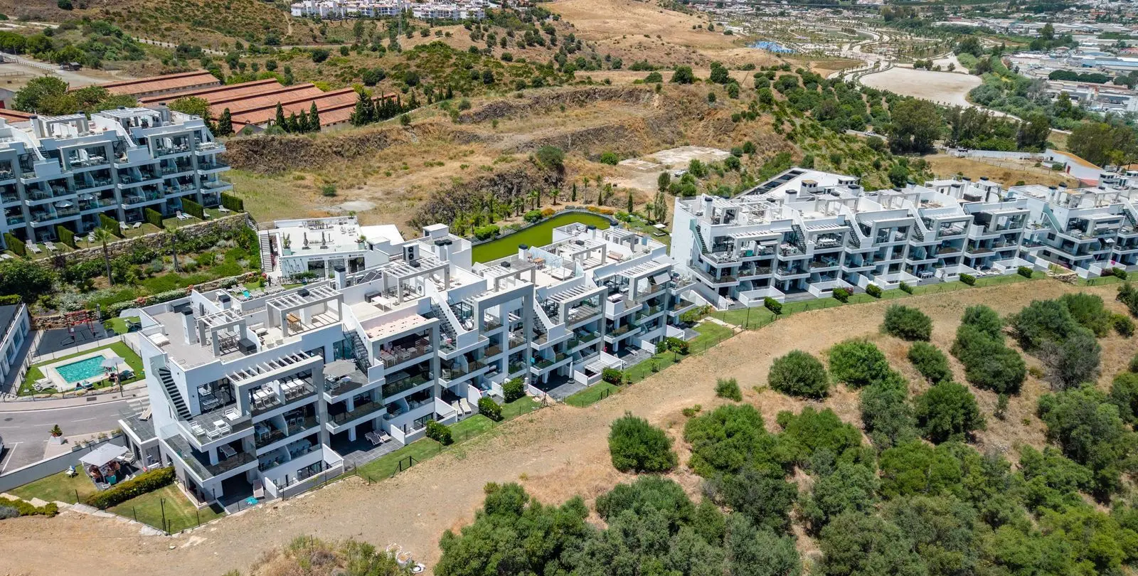 Venta de apartamento en planta media en Mijas 38