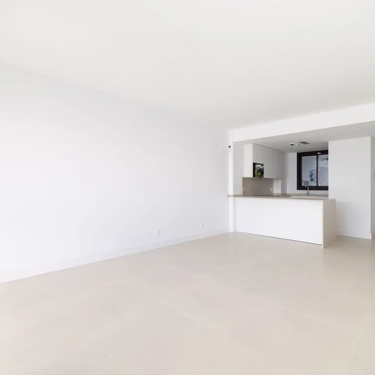 Venta de apartamento en planta media en Higueron