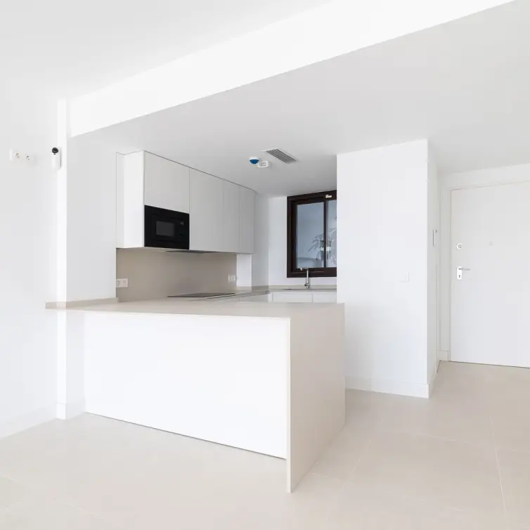 Venta de apartamento en planta media en Higueron