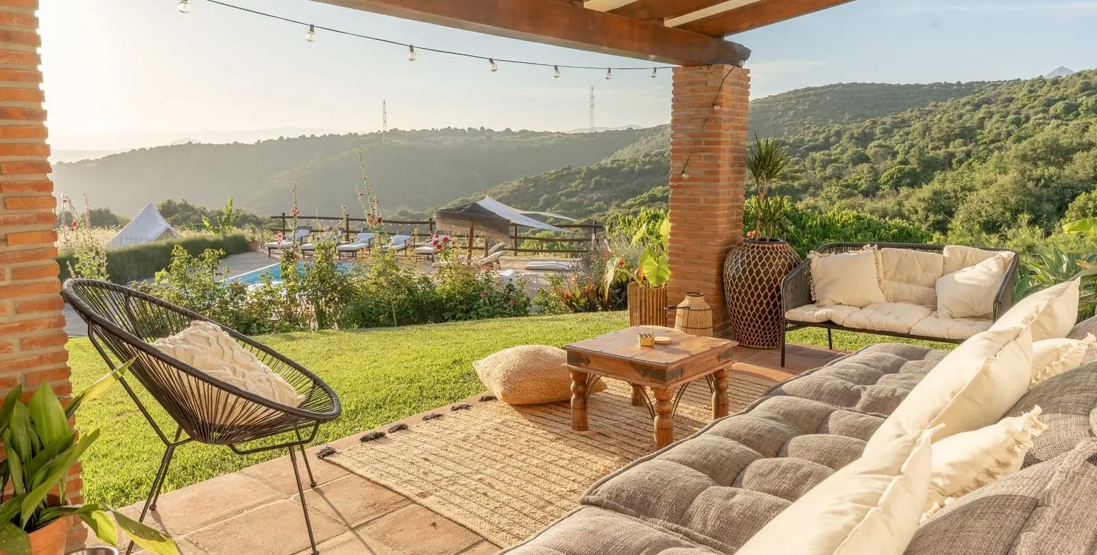 Venta de finca - cortijo en Casares 1