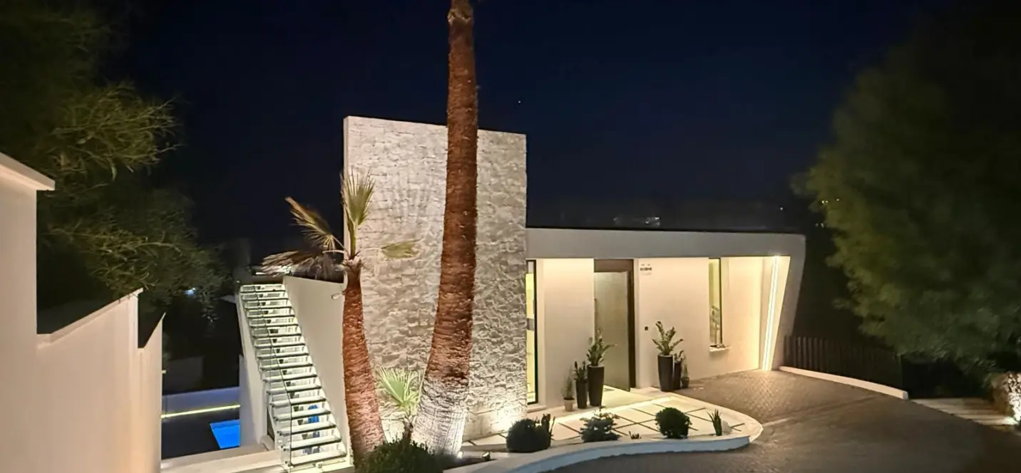 Продажа  отдельно стоящей виллы в Riviera del Sol 0