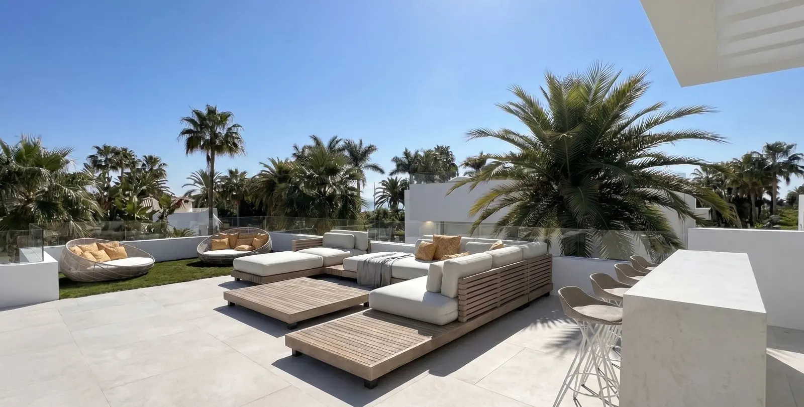 Продажа  отдельно стоящей виллы в San Pedro de Alcántara 11