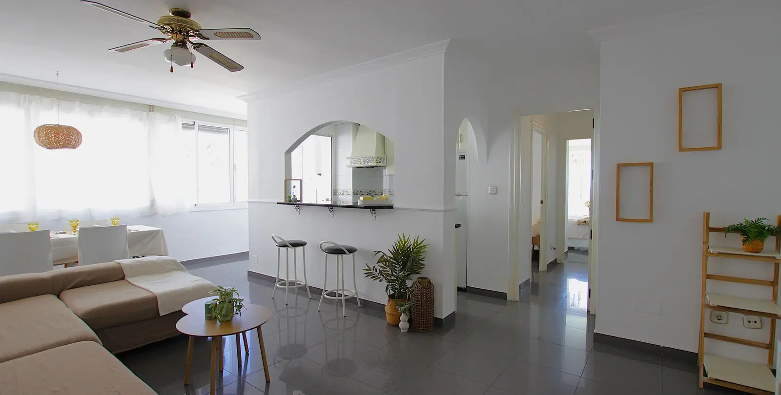 Venta de apartamento en planta media en Benalmadena Costa 3
