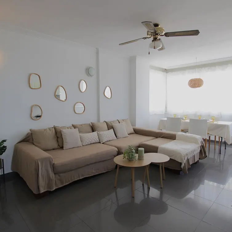 Venta de apartamento en planta media en Benalmadena Costa