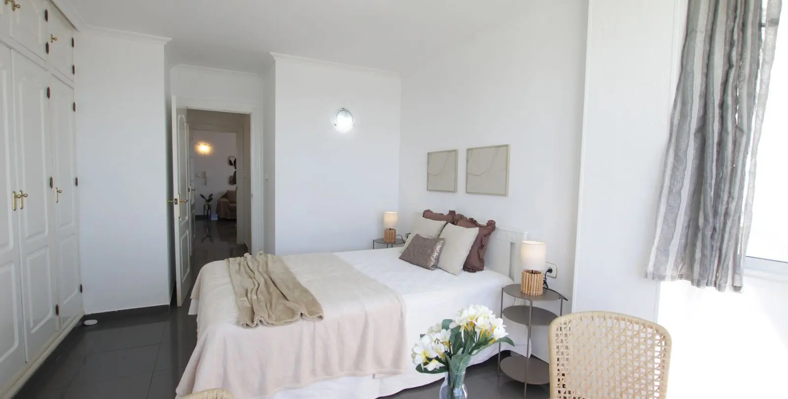 Venta de apartamento en planta media en Benalmadena Costa 18