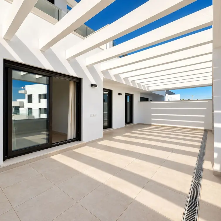 Venta de apartamento en planta media en Estepona