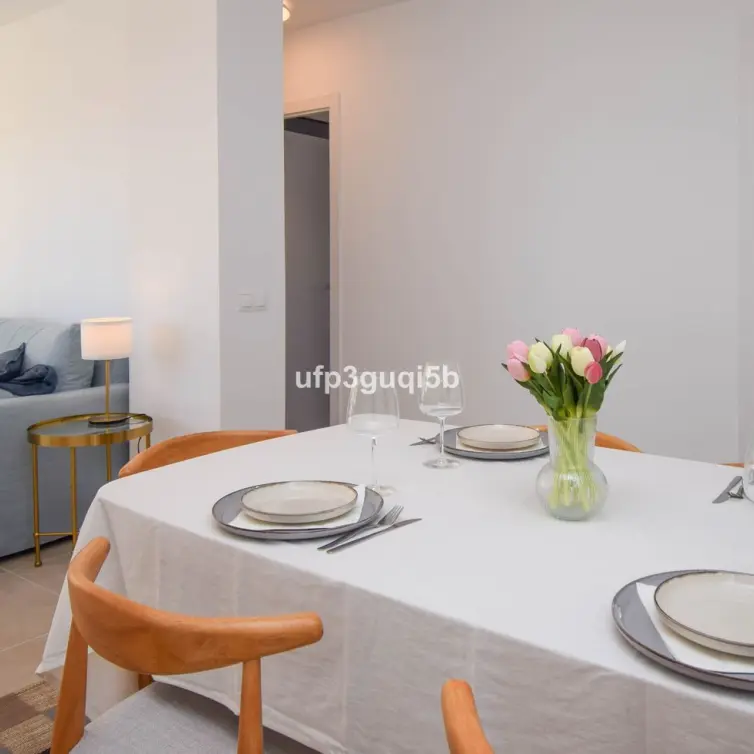 Venta de apartamento en planta media en Fuengirola