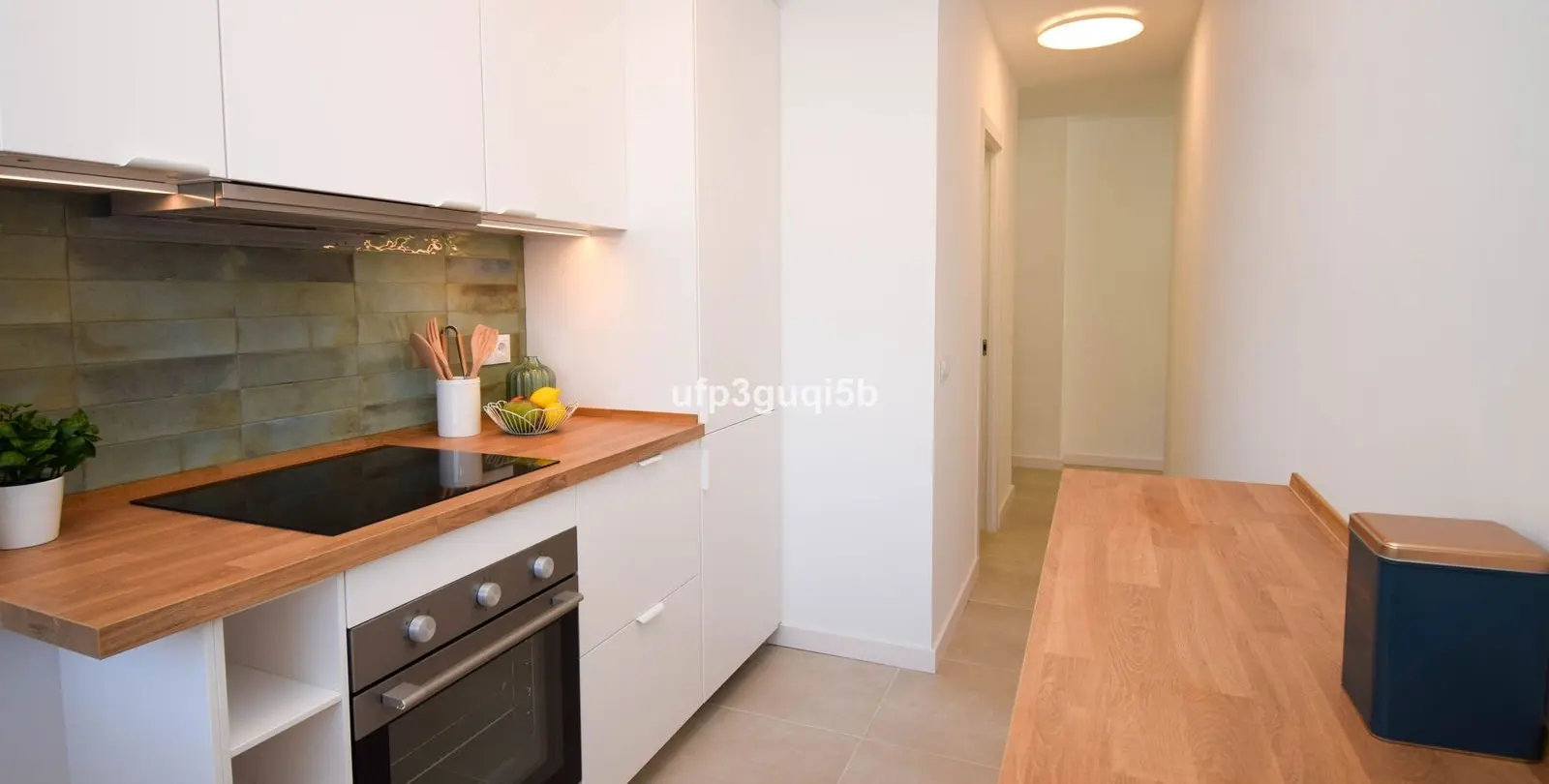 Venta de apartamento en planta media en Fuengirola 7