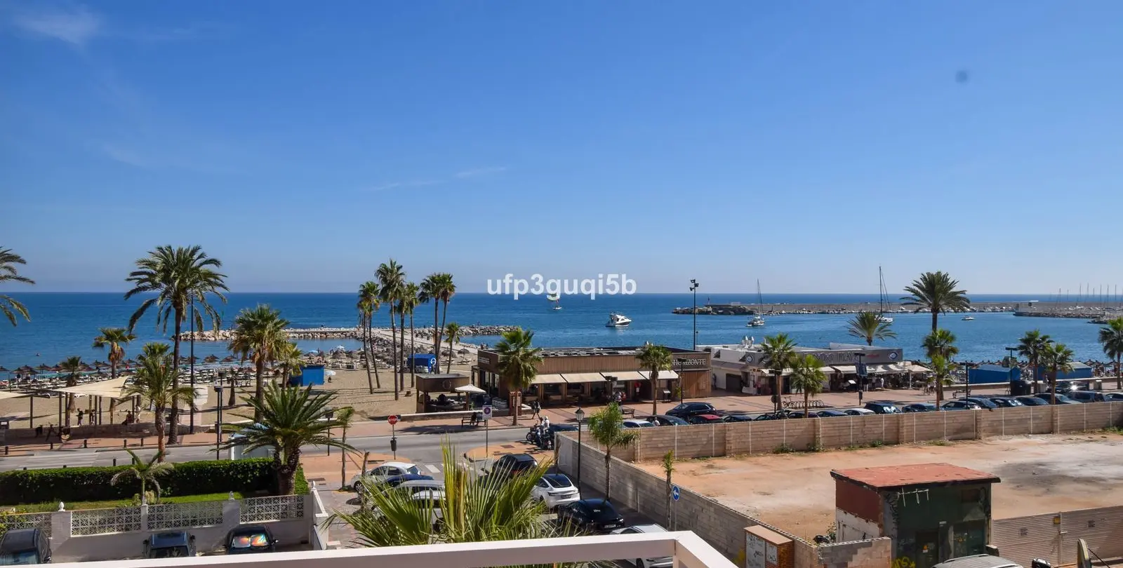 Venta de apartamento en planta media en Fuengirola 10