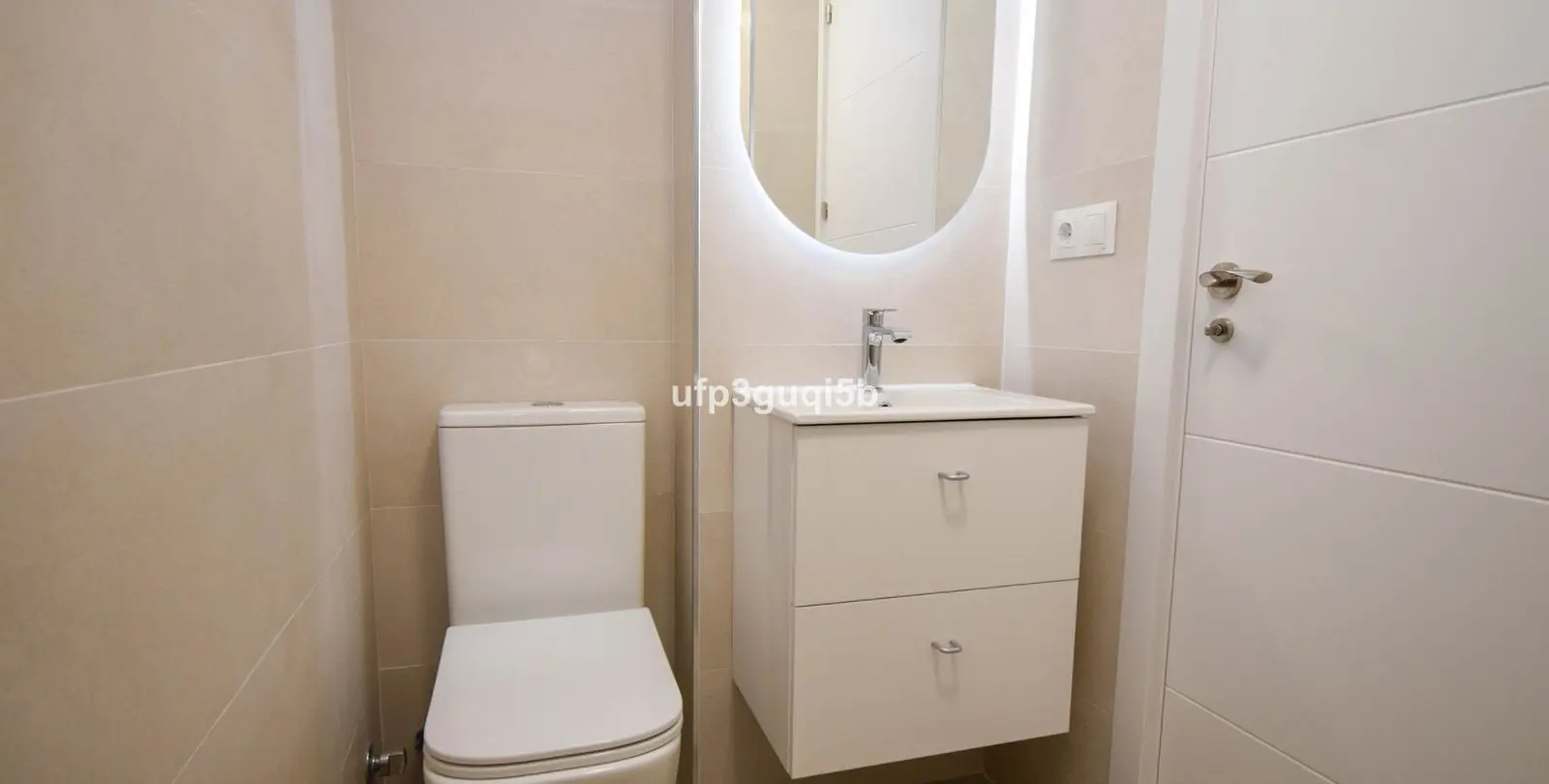 Venta de apartamento en planta media en Fuengirola 23