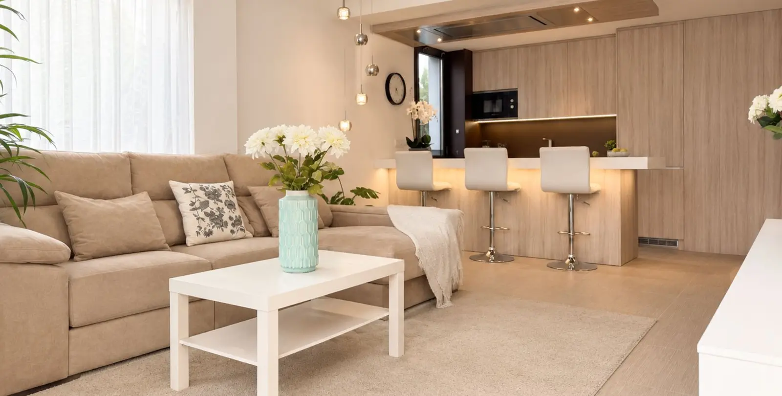 Venta de apartamento en planta media en Carib Playa 2