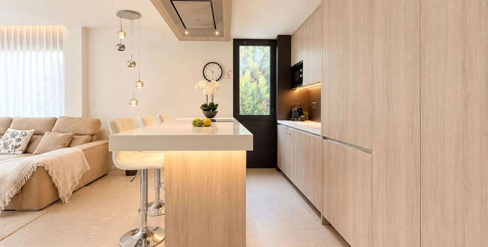 Venta de apartamento en planta media en Carib Playa 7
