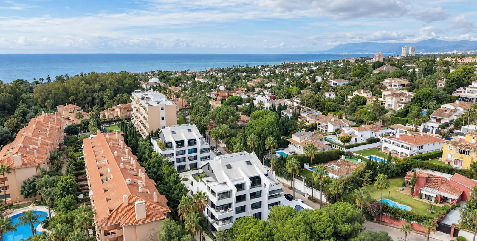 Venta de apartamento en planta media en Carib Playa 16