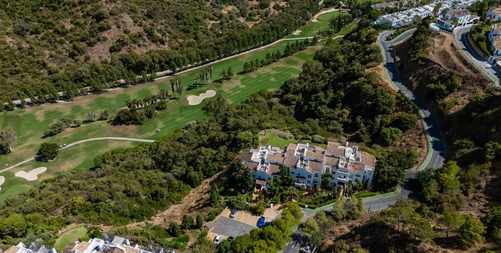 Venta de apartamento en planta media en Benahavís 31