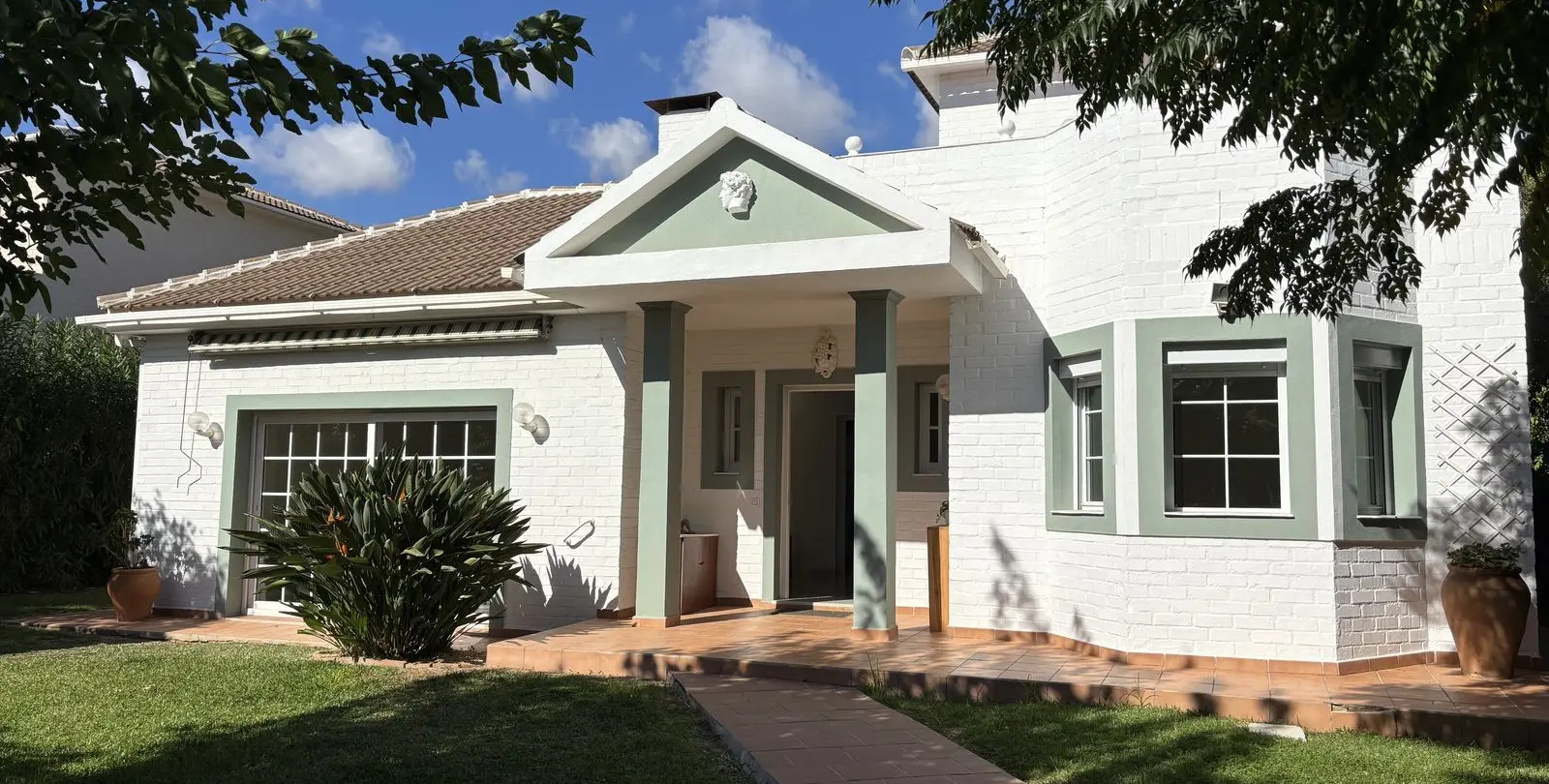 Venta de villa independiente en Calahonda 1