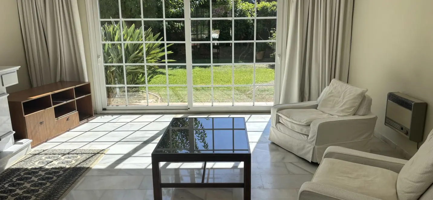 Venta de villa independiente en Calahonda 3