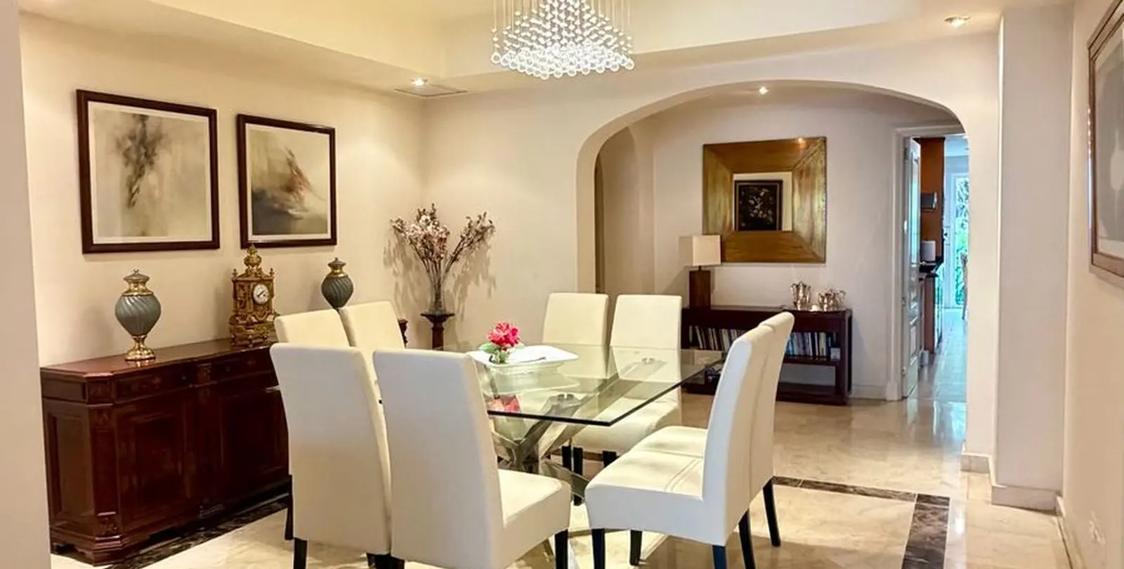 Venta de apartamento en planta media en Marbella 14