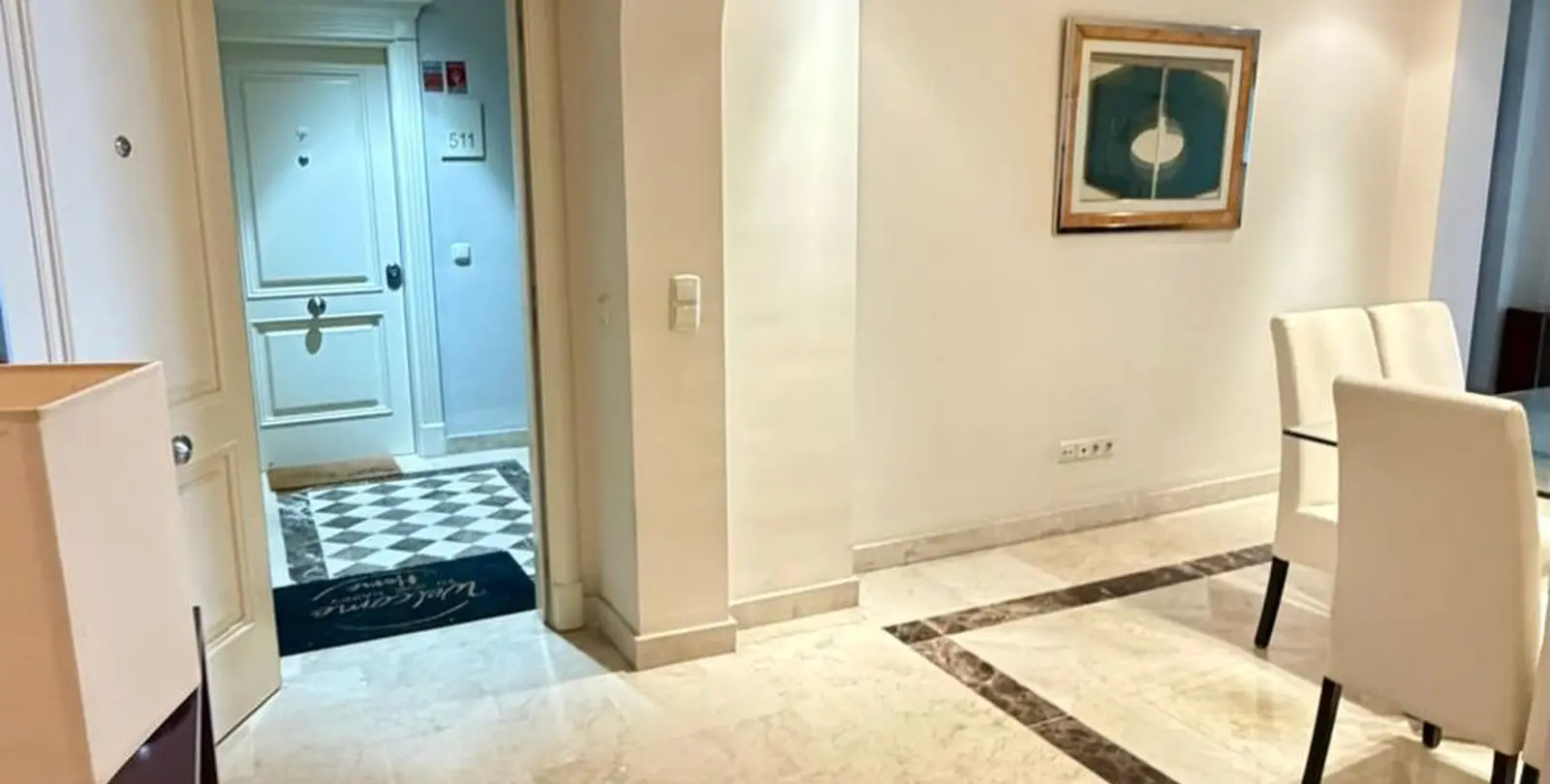 Venta de apartamento en planta media en Marbella 18