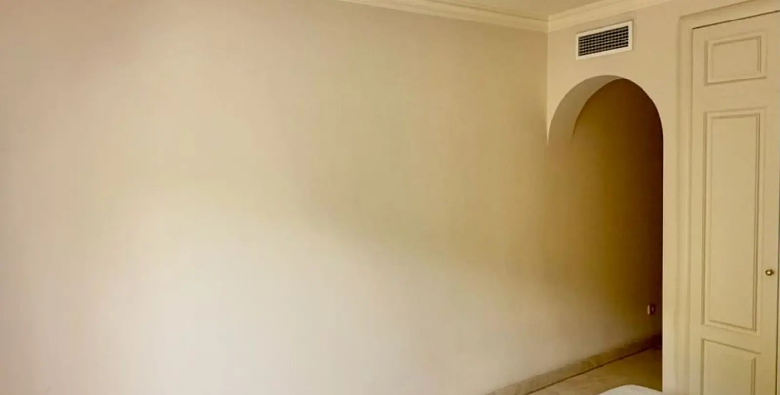 Venta de apartamento en planta media en Marbella 34