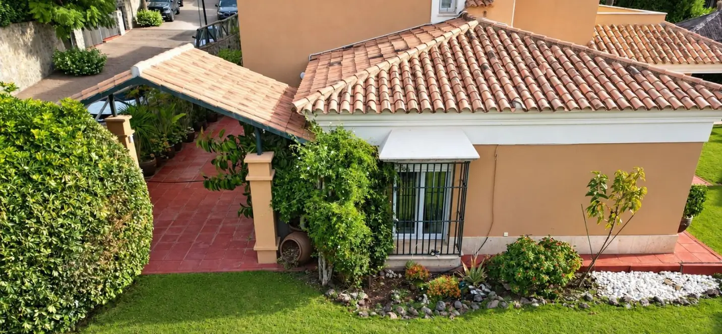 Venta de casa pareada en Marbella 1
