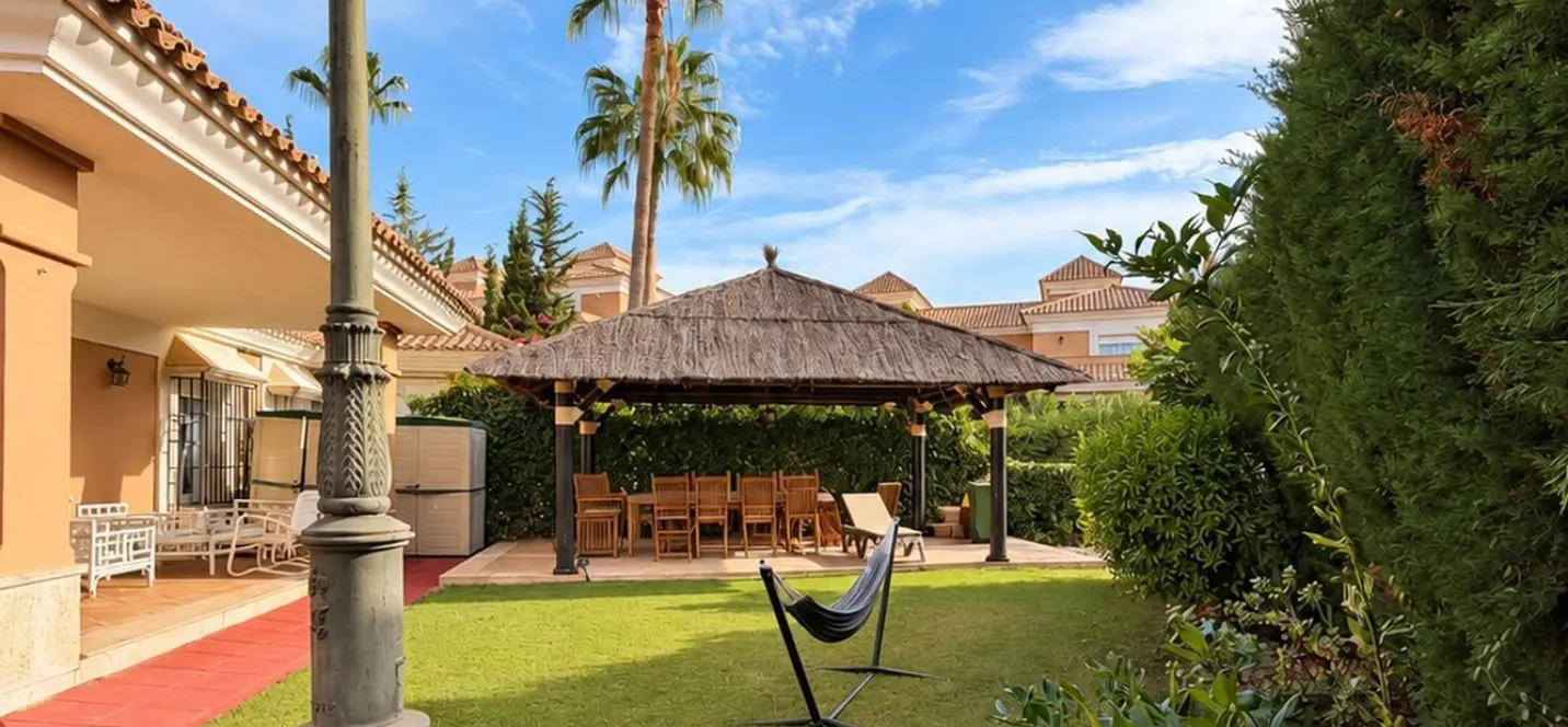 Venta de casa pareada en Marbella 2
