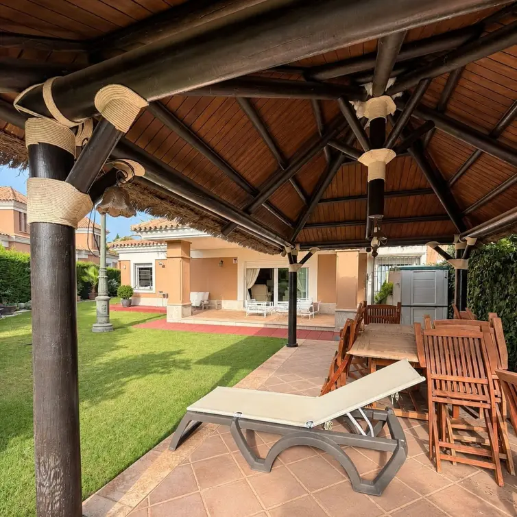Venta de casa pareada en Marbella
