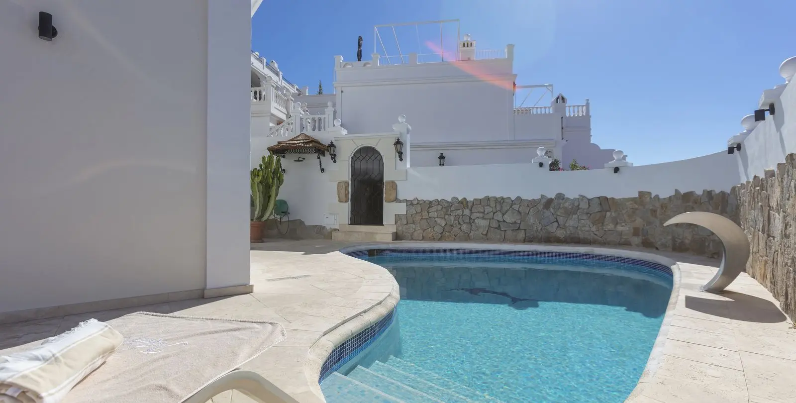 Venta de casa pareada en Nueva Andalucía 2
